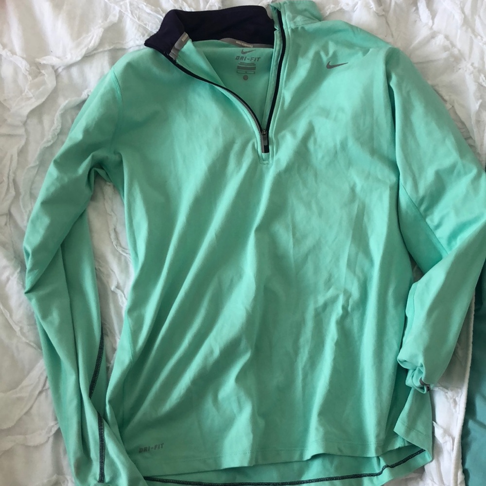 Nike Dri-Fit LS Top